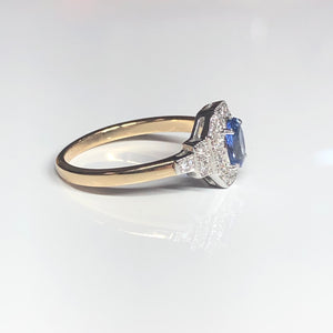 Cornflower Blue Sapphire and Diamond Ring