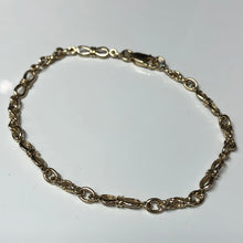 Load image into Gallery viewer, 9ct Yellow Gold Bracelet
