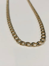 Load image into Gallery viewer, Yellow Gold Open Curb Link Chain
