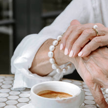 Load image into Gallery viewer, Sabrina Bracelet
