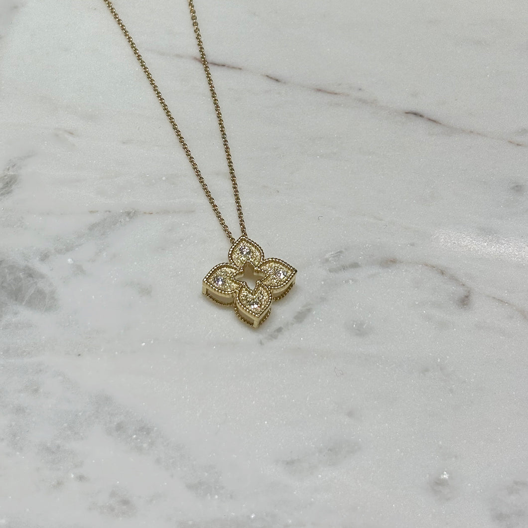 Clover Necklace