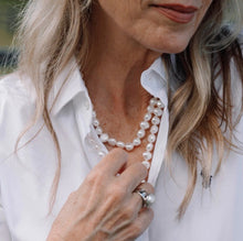 Load image into Gallery viewer, Andie Necklace
