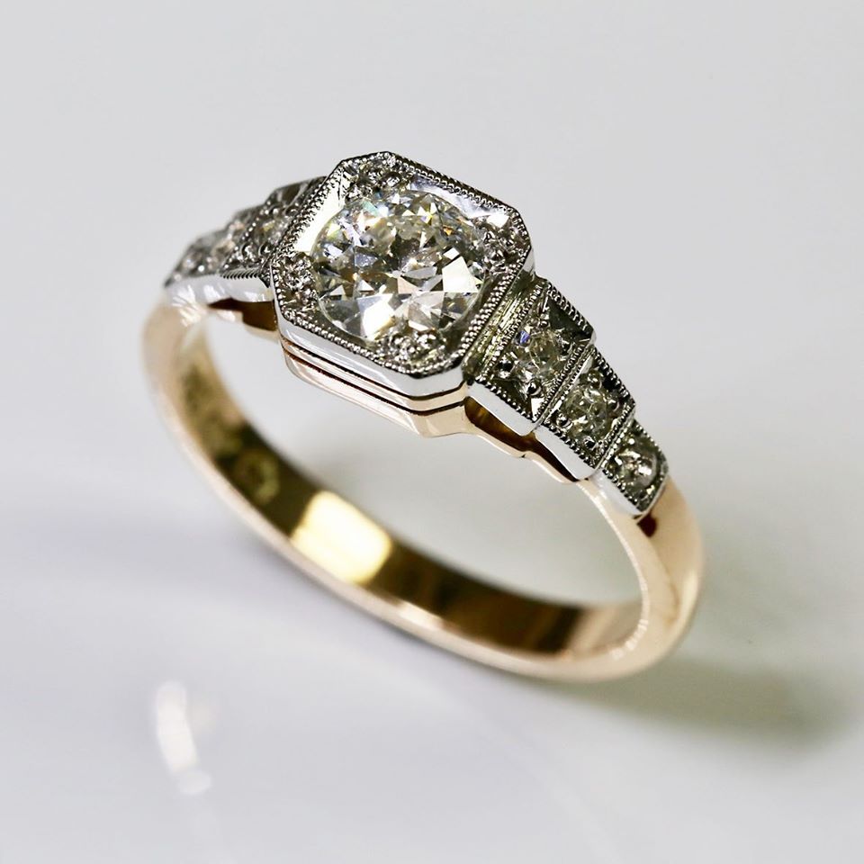 Vintage Style Box Setting Ring set with Old-Cut Diamond