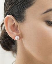 Load image into Gallery viewer, Natural Pink Edison Pearl Stud Earrings
