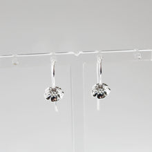 Load image into Gallery viewer, Flower Drop Earrings
