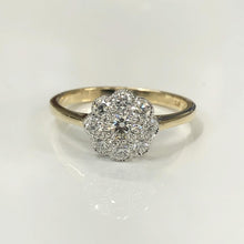 Load image into Gallery viewer, Daisy Cluster Ring
