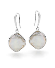 Load image into Gallery viewer, Biwa Pearl Earrings
