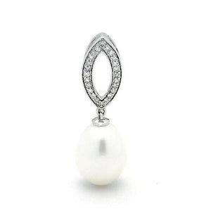 White Gold, Diamond & Pearl Pendant